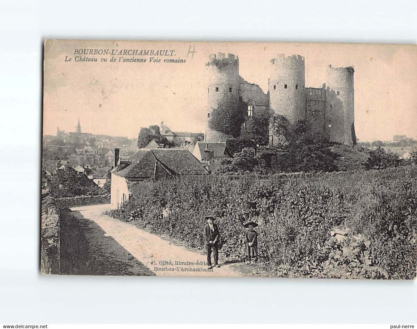 BOURBON L'ARCHAMBAULT : Le Château Vu De L'ancienne Voie Romaine - état - Bourbon L'Archambault