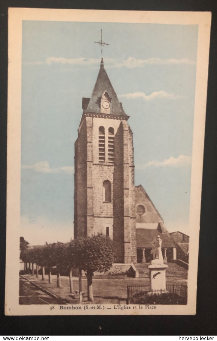 Bombon - L'église Et La Place - 77 - Andere & Zonder Classificatie
