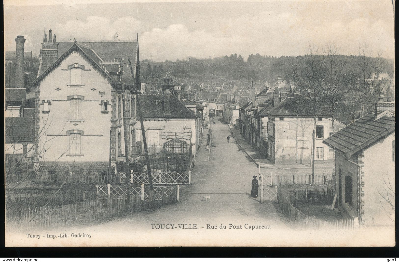 89 --- Toucy - Ville ---- Rue Du Pont Capureau - Toucy