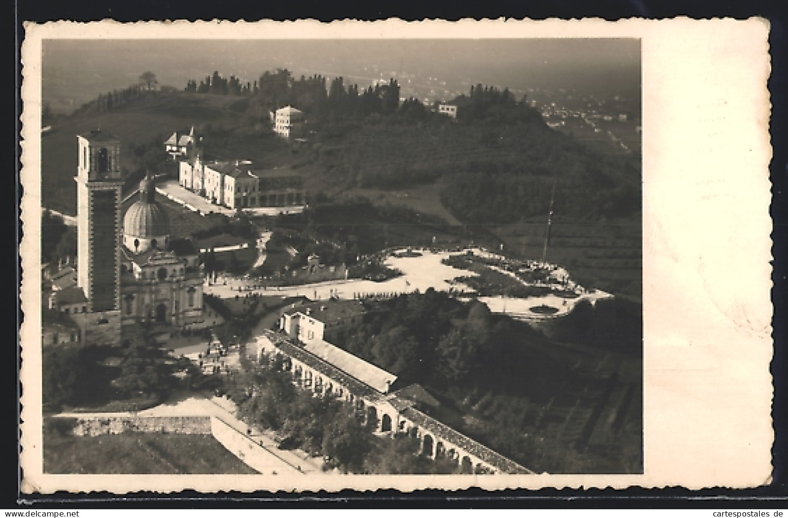 Cartolina Vicenza, Piazzale Di M. Berico  - Vicenza