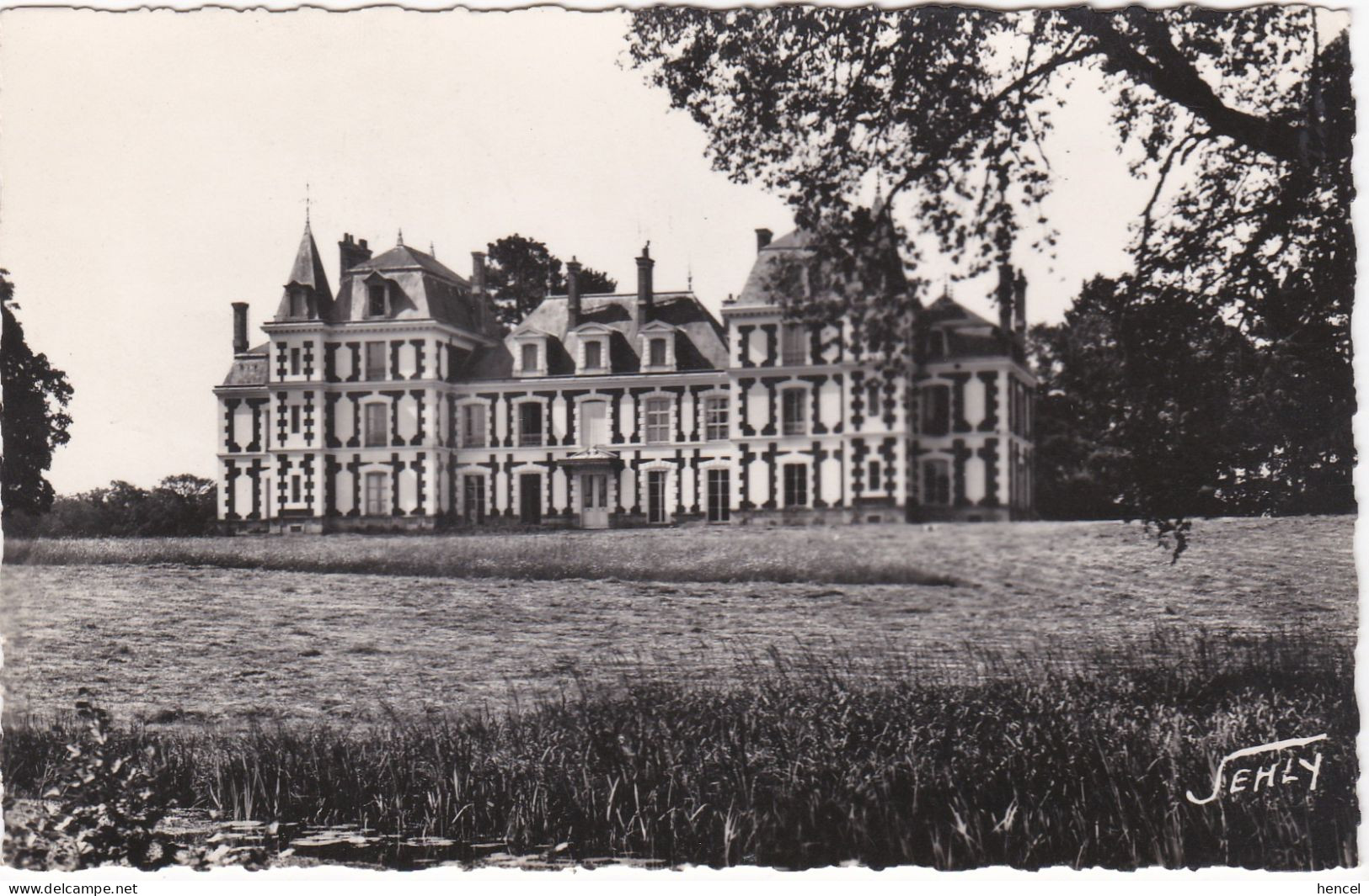 NUEIL-sous-les-AUBIERS. Château De TOURNELAY - Andere & Zonder Classificatie