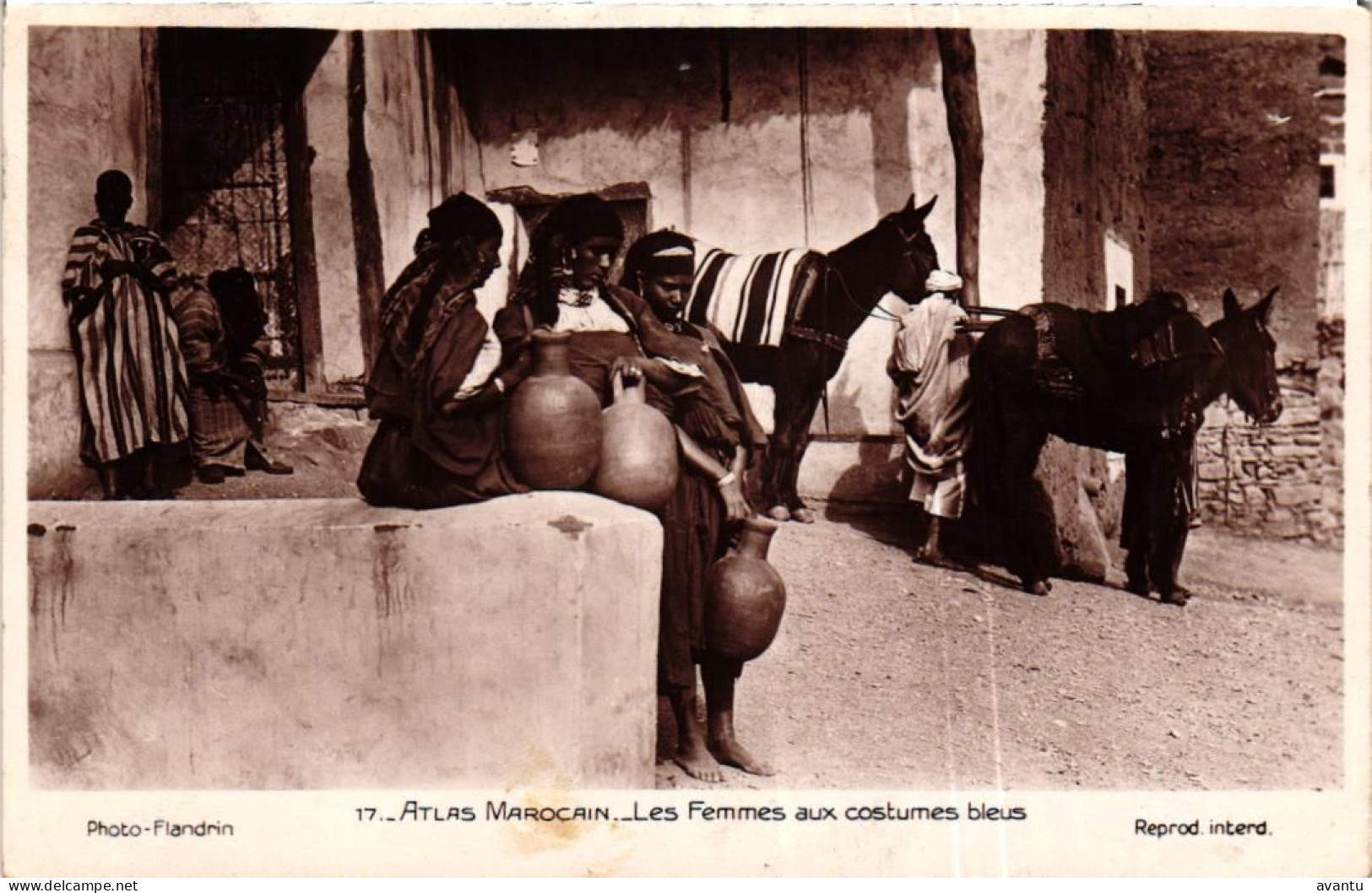 MAROKKO / FEMMES AU COSTUMES BLEUS - Other & Unclassified