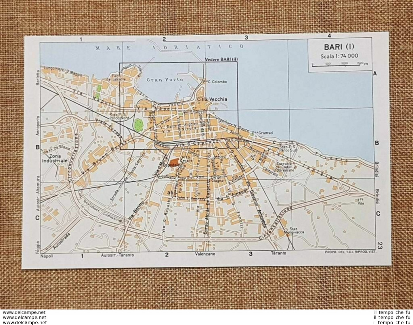 Pianta O Piantina Del 1978 La Città Di Bari Puglia T.C.I. - Geographische Kaarten