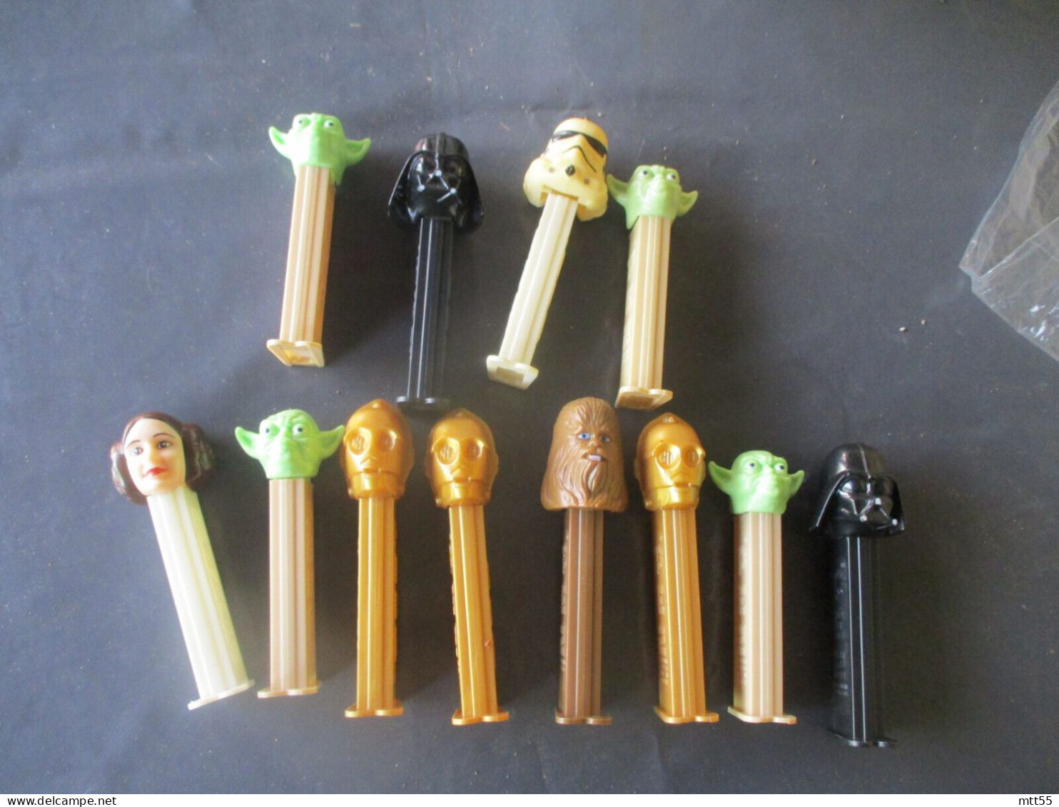 PEZ STAR WAR GUERRE DES ETOILE YODA DARK WADOR LOT DE 12 - Pez