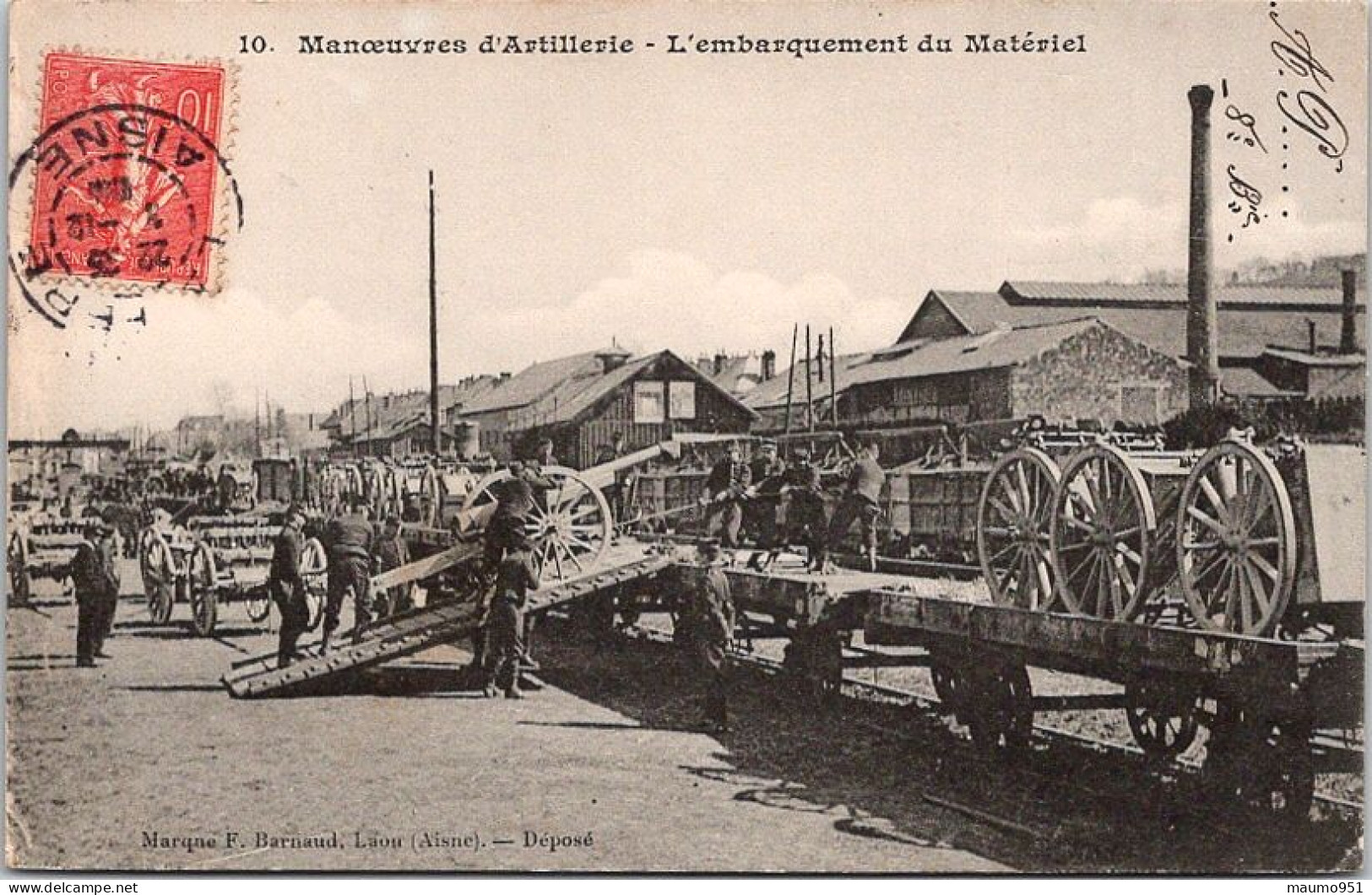 02  LAON - L'embarquement Du Matériel - Laon