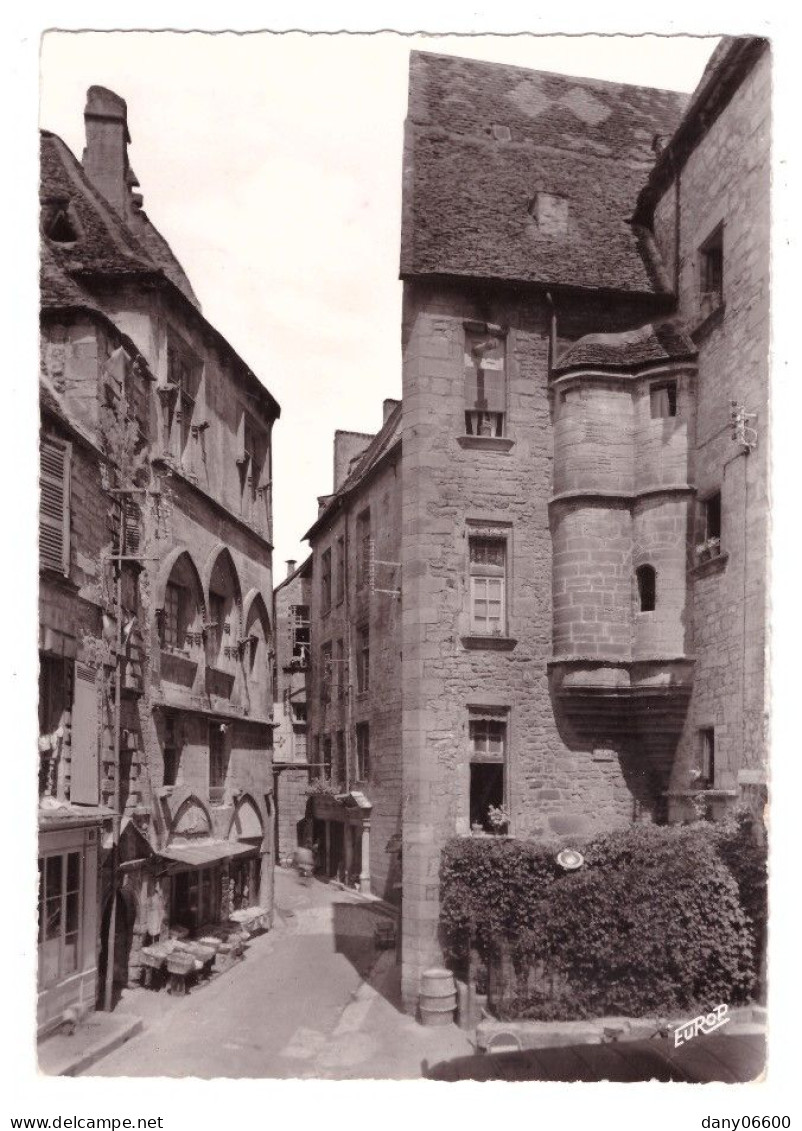 SARLAT La Rue Des Consuls Ancien Hotel Labrousse   (carte Photo) - Sarlat La Caneda