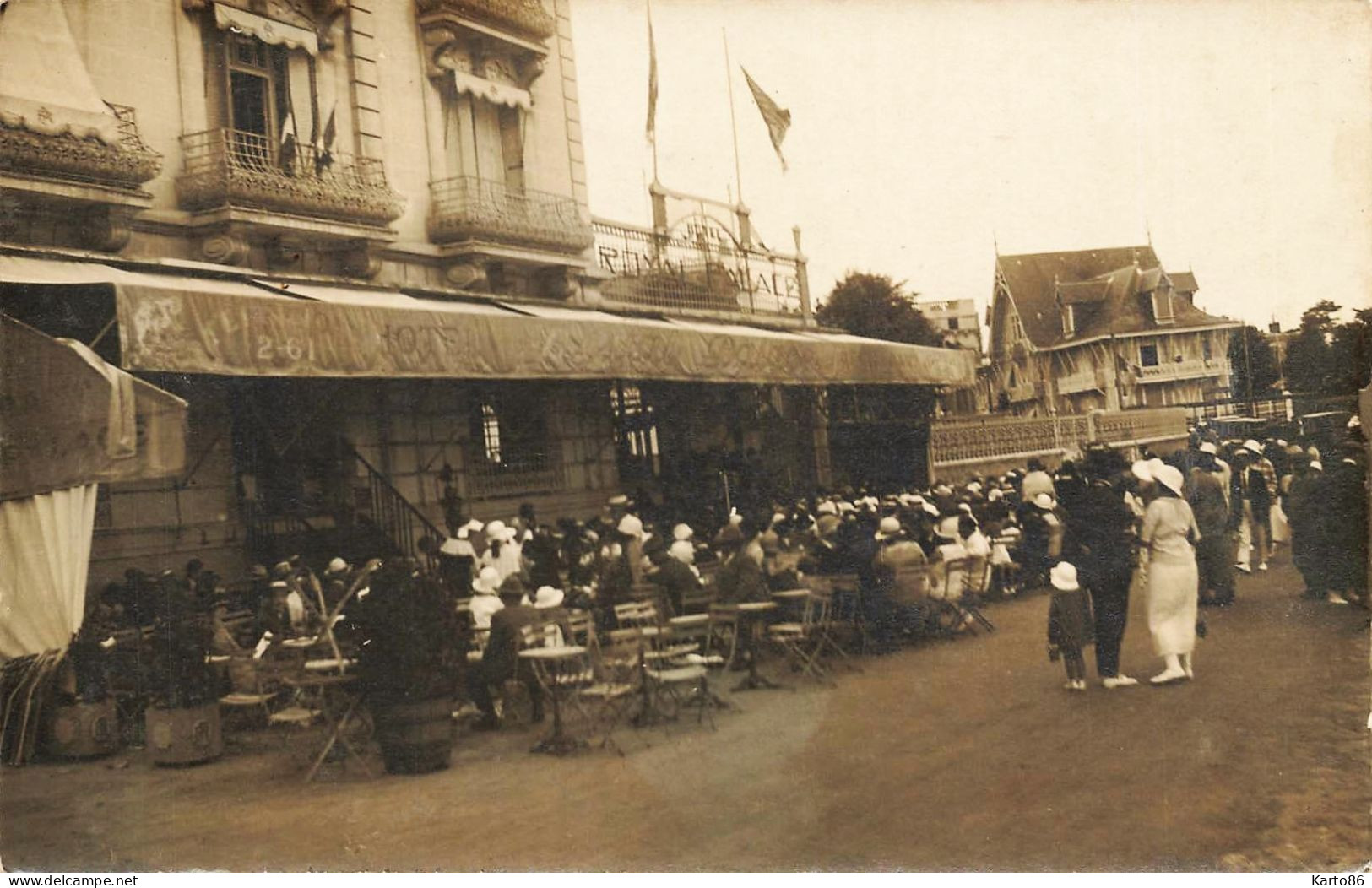 Deauville * Carte Photo * Hôtel ROYAL PALACE * Commerce - Deauville