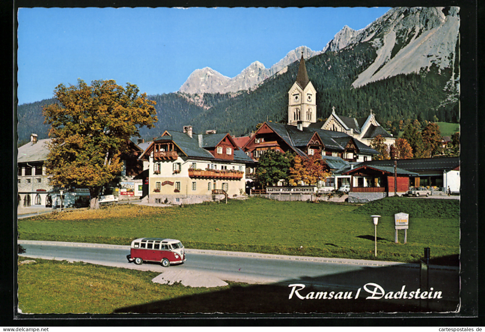 AK Ramsau /Dachstein, Ortsansicht Im Bergidyll, Mit VW Bulli  - Andere & Zonder Classificatie