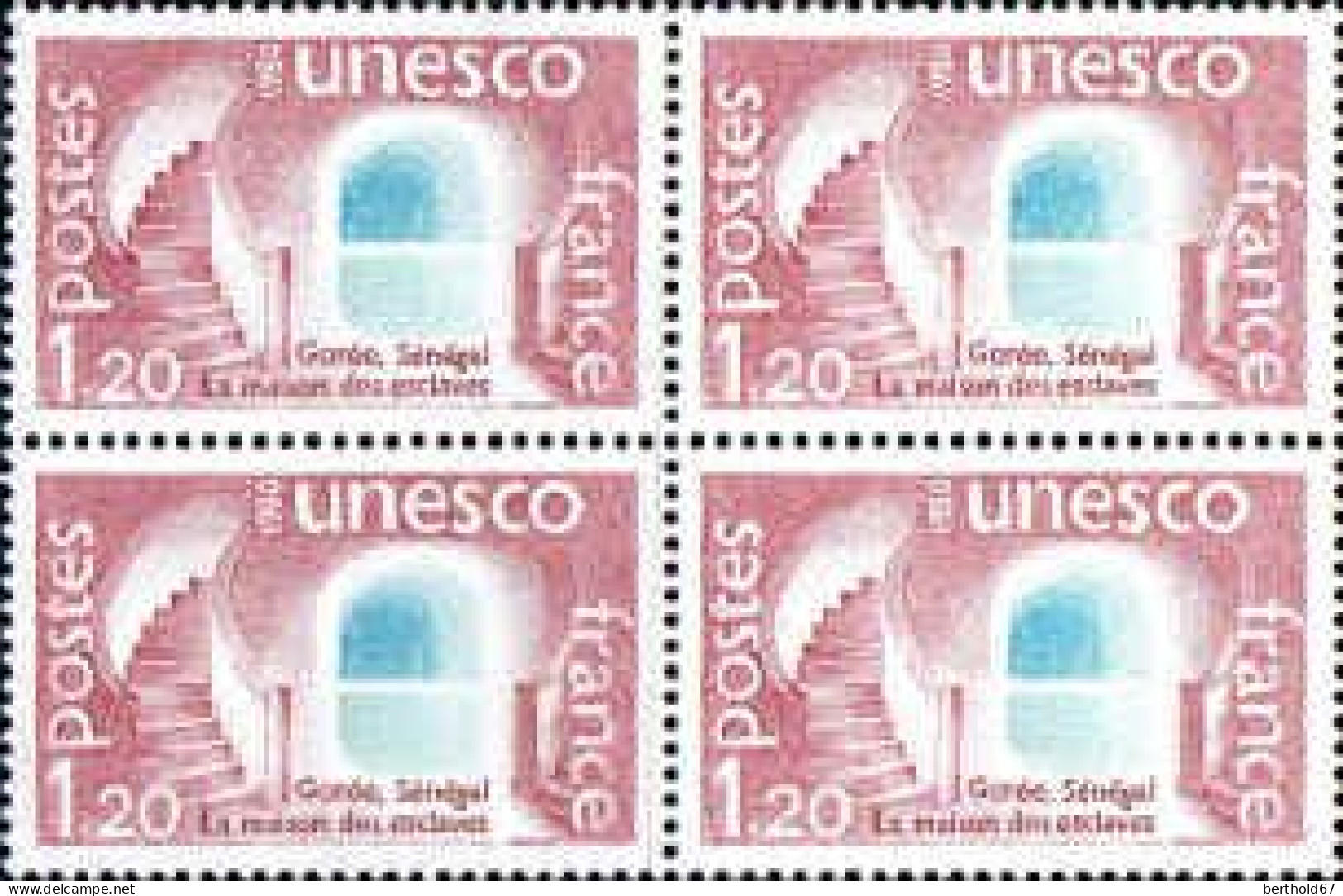 France Service N** Yv: 60 Mi:21 Unesco Gorée, Sénégal La Maison Des Esclaves (Bloc De 4) - Mint/Hinged