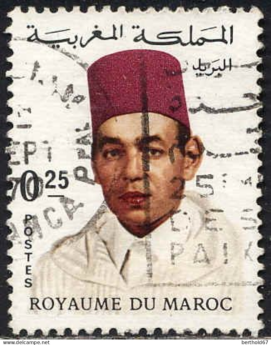 Maroc Poste Obl Yv: 540 Mi:605 Hassan II Burnous (Beau Cachet Rond) - Marokko (1956-...)