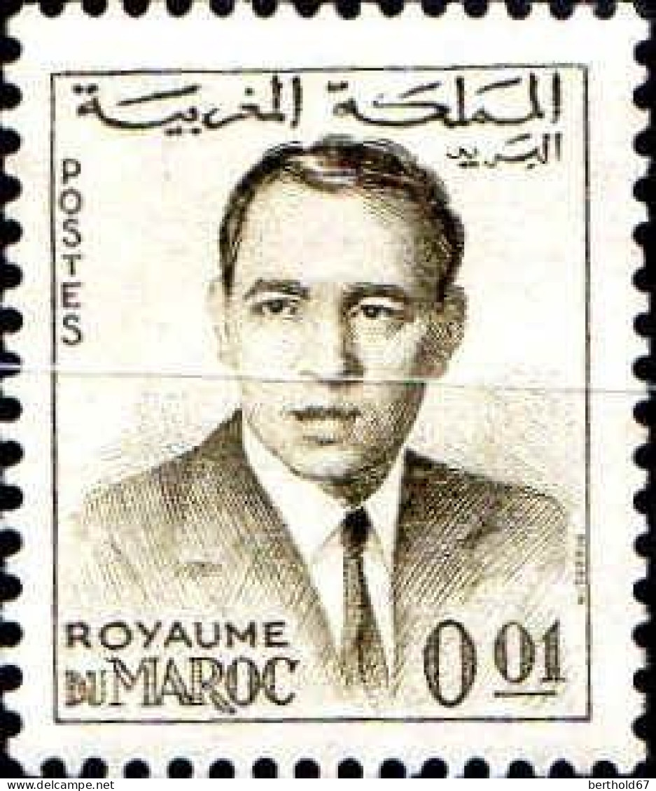 Maroc Poste N* Yv: 435 Mi:489 Hassan II (Trace De Charnière) - Marruecos (1956-...)