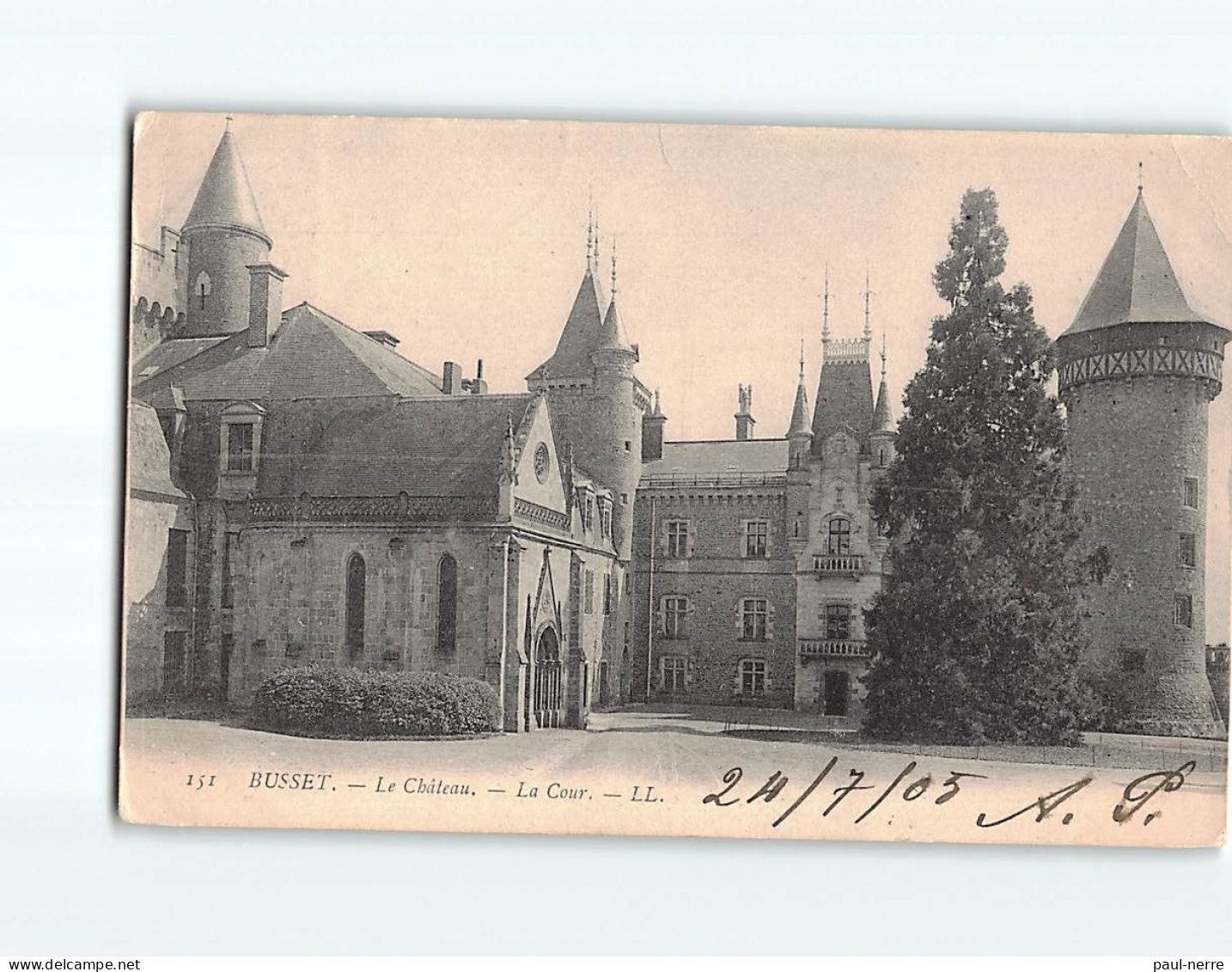 BUSSET : Le Château, La Cour - état - Sonstige & Ohne Zuordnung