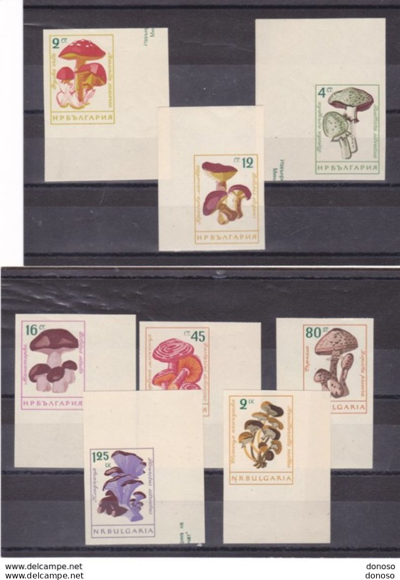 BULGARIE 1961 CHAMPIGNONS Yvert 1099-1106 ND, Michel 1271-1278 NEUF** MNH Cote 15 Euros - Unused Stamps
