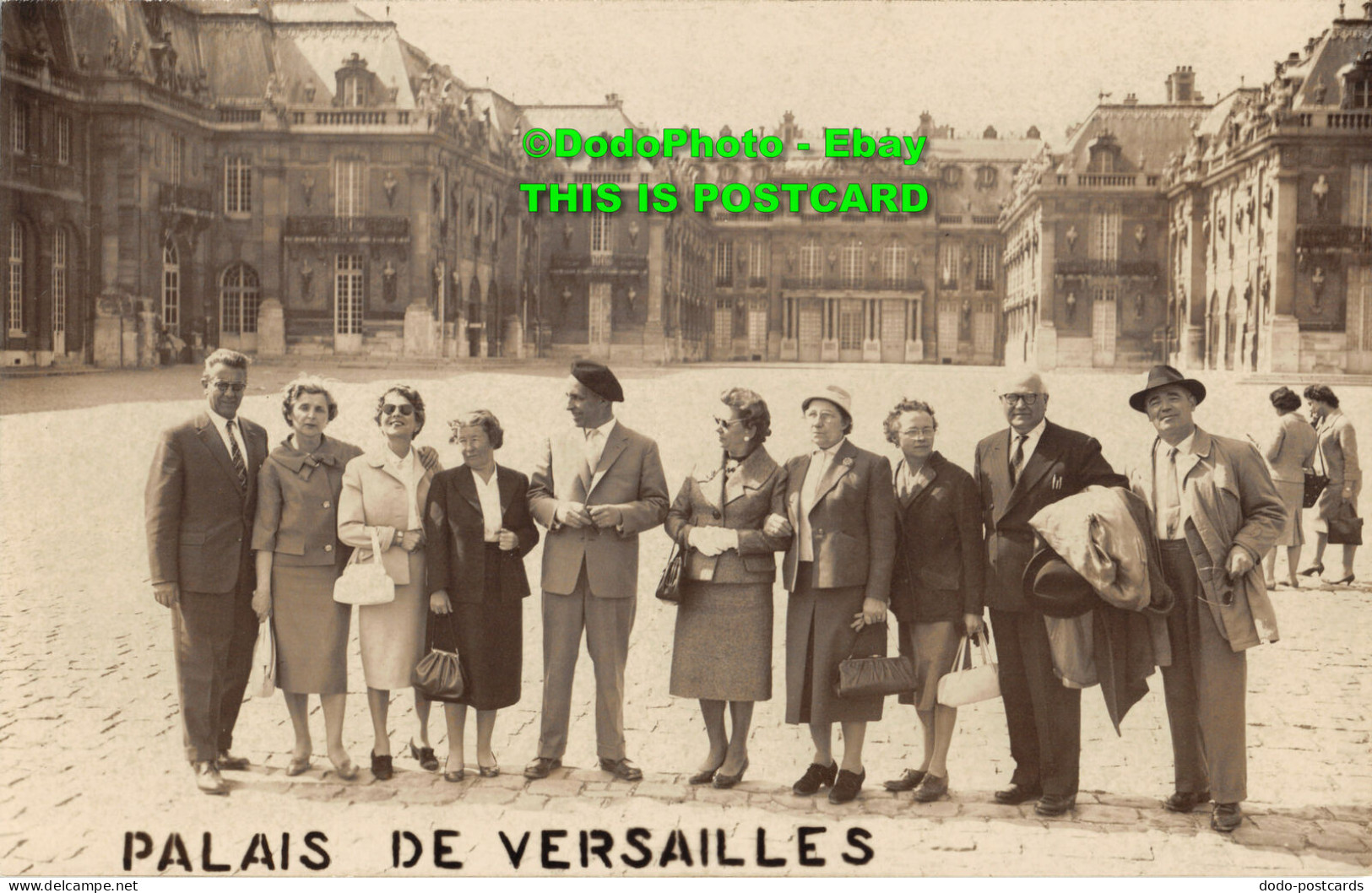 R357353 Palais De Versailles. 21st April 1960 - Monde