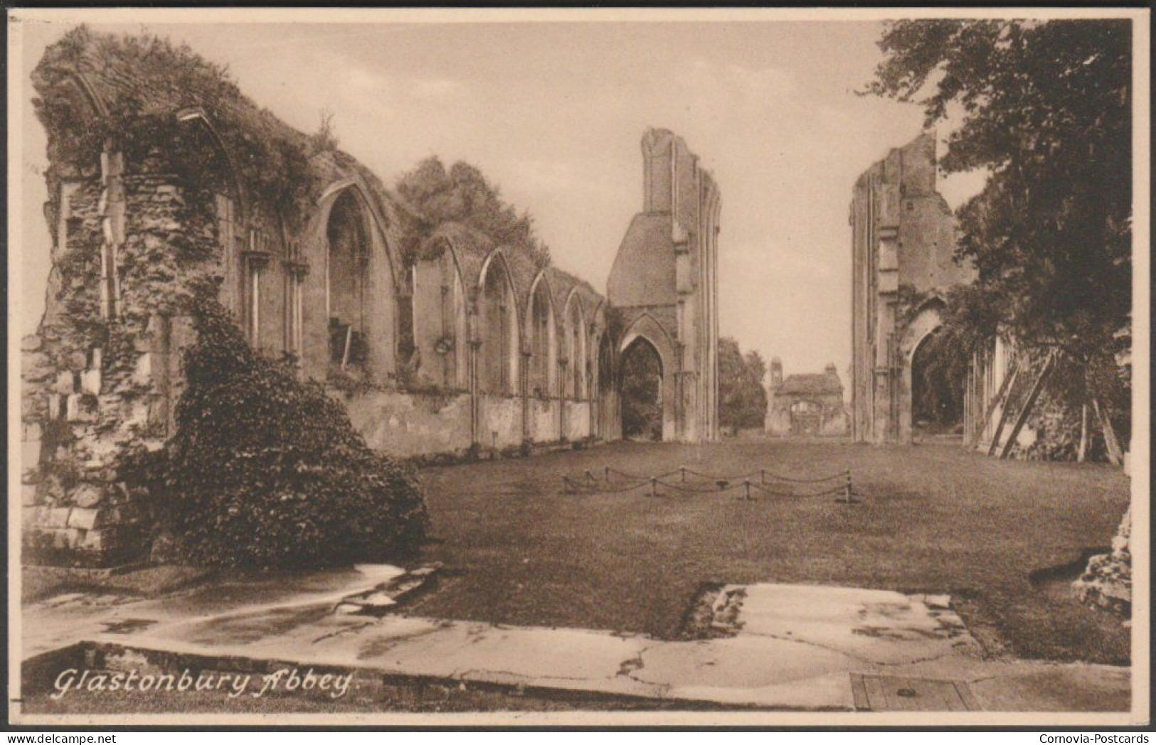 Glastonbury Abbey, Somerset, C.1930 - Goodall's Postcard - Autres & Non Classés