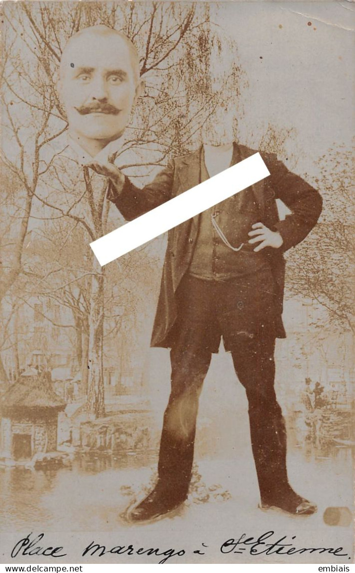 SURREALISME PHOTO MONTAGE - Carte Photo Illusion D'un Homme Tenant Sa Tête Sur Sa Main Place Marengo, Saint Étienne (42) - Photographie