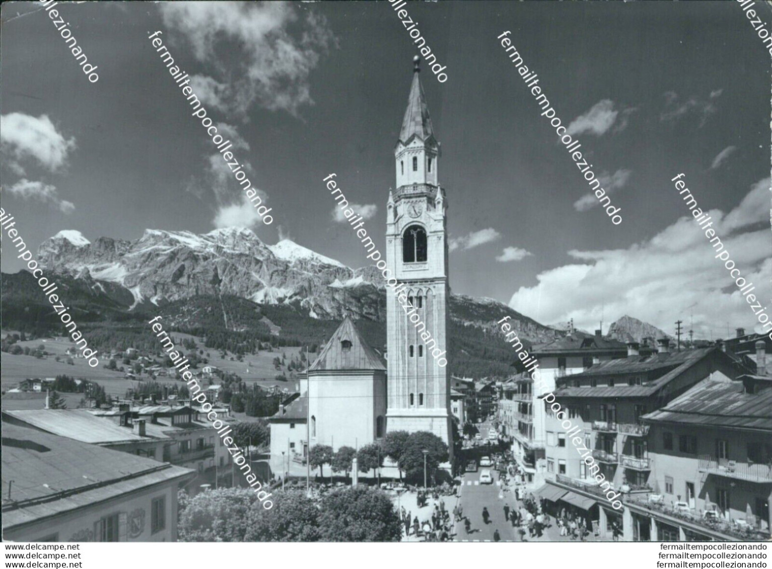 Bi572 Cartolina Cortina Piazza Venezia Le Tofane Provincia Di Belluno - Belluno