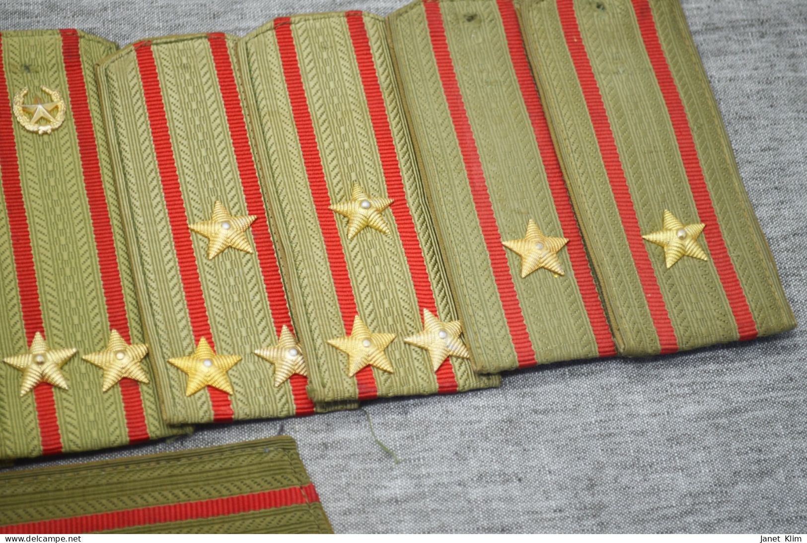 Large Lot Of Vintage USSR Shoulder Straps 5 Pairs - Uniformen