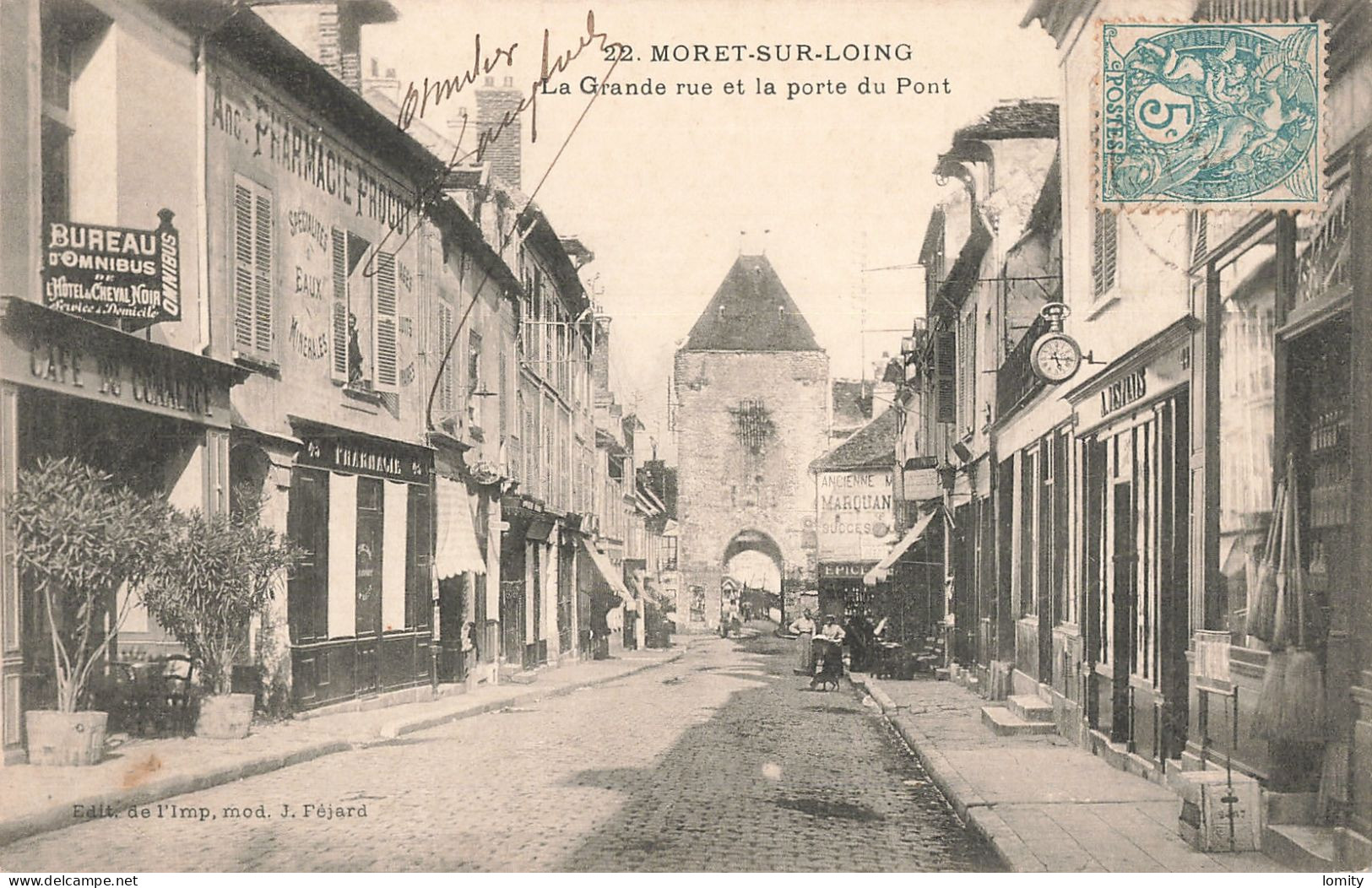 77 Moret Sur Loing La Grande Rue Et La Porte Du Pont CPA Pharmacie Procot Café Du Commerce - Moret Sur Loing