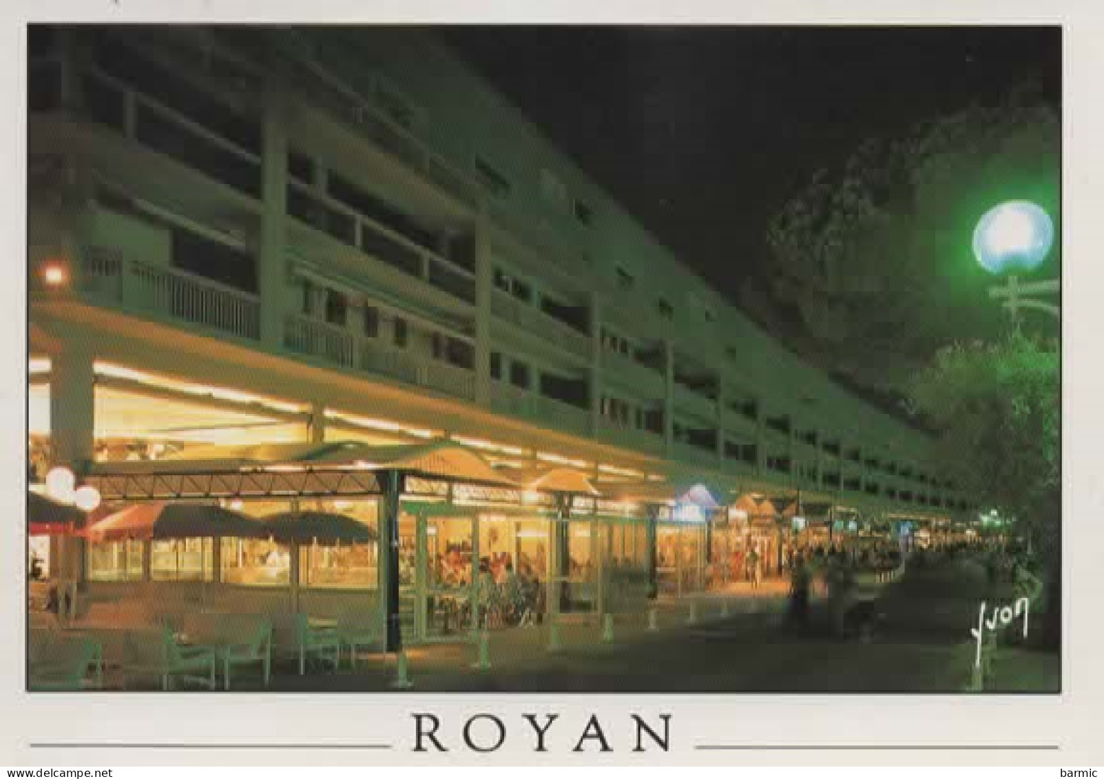 ROYAN, LE FRONT DE MER, LE SOIR COULEUR REF 16301 - Royan