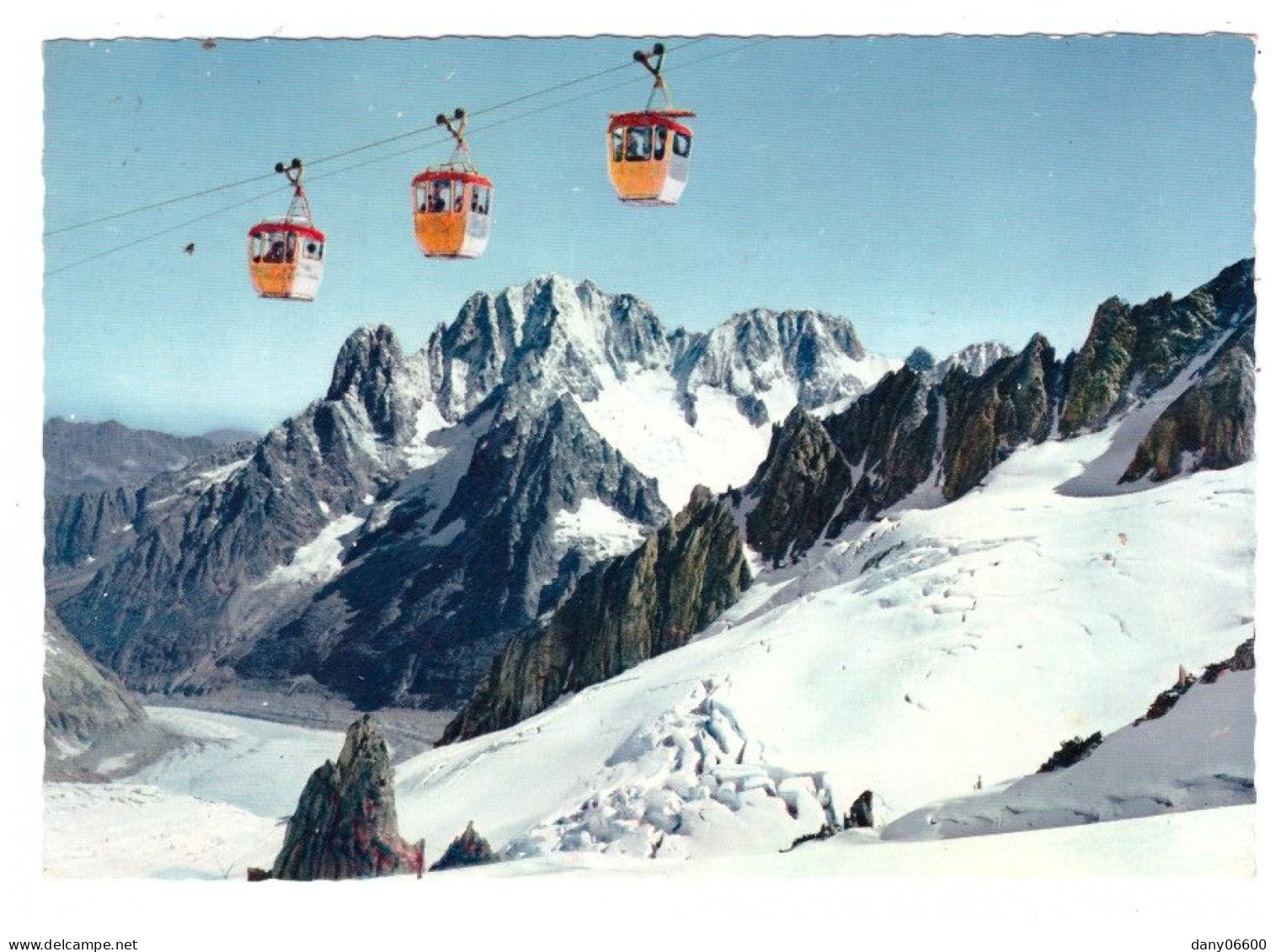 CHAMONIX Téléphérique De L'Aiguille Du Midi (carte Photo Animée) - Chamonix-Mont-Blanc