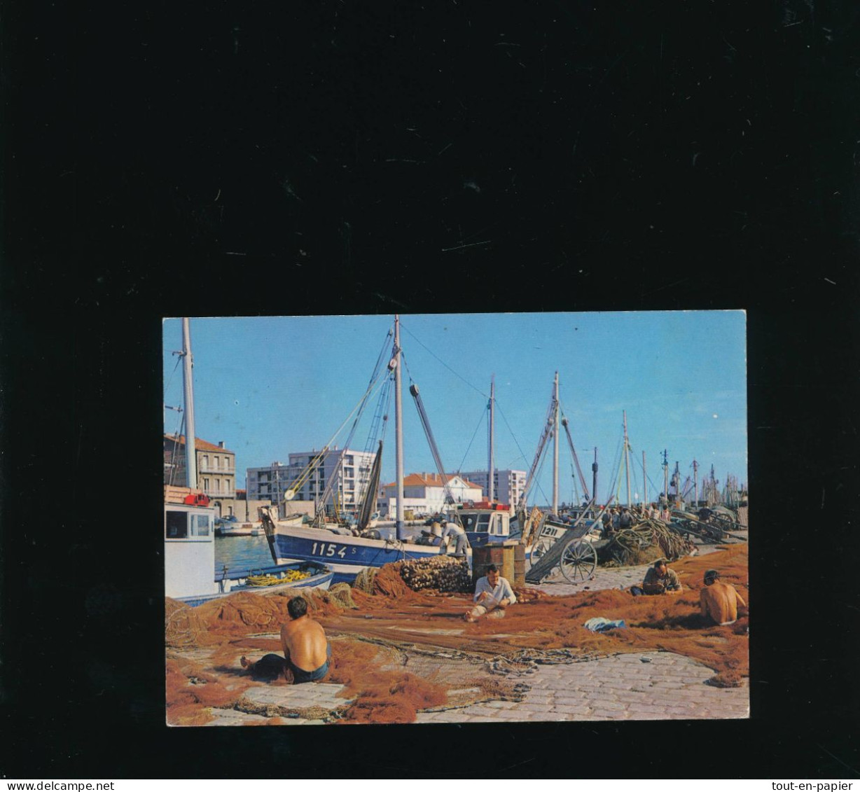 CPSM  34 Sete Cette - Bateaux De Pêche Et Remaillage De Filets à La Marine - Sete (Cette)