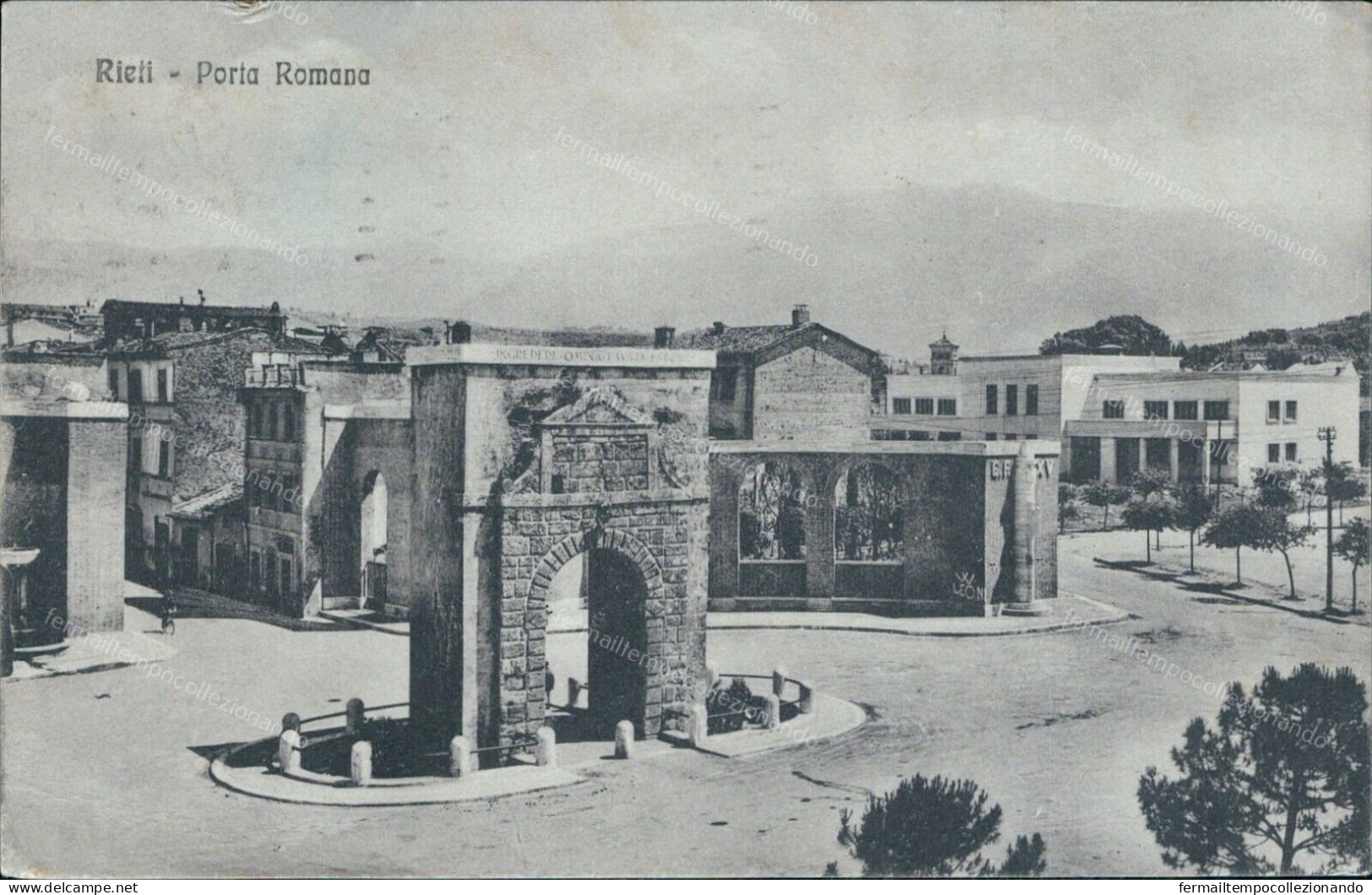 Cs506  Cartolina Rieti  Citta' Porta Romana Lazio 1943 - Rieti