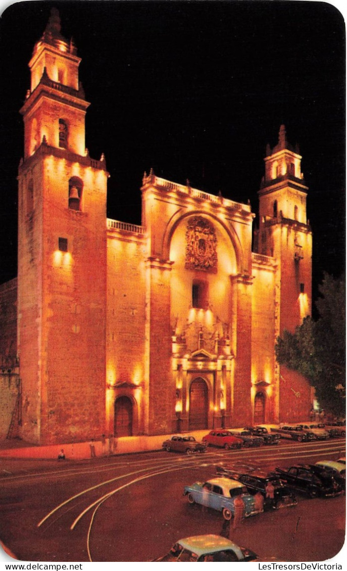 MEXIQUE - Night View Of The Cathedral In Merida - Vue Générale - De L'extérieure - Animé - Carte Postale - Mexico