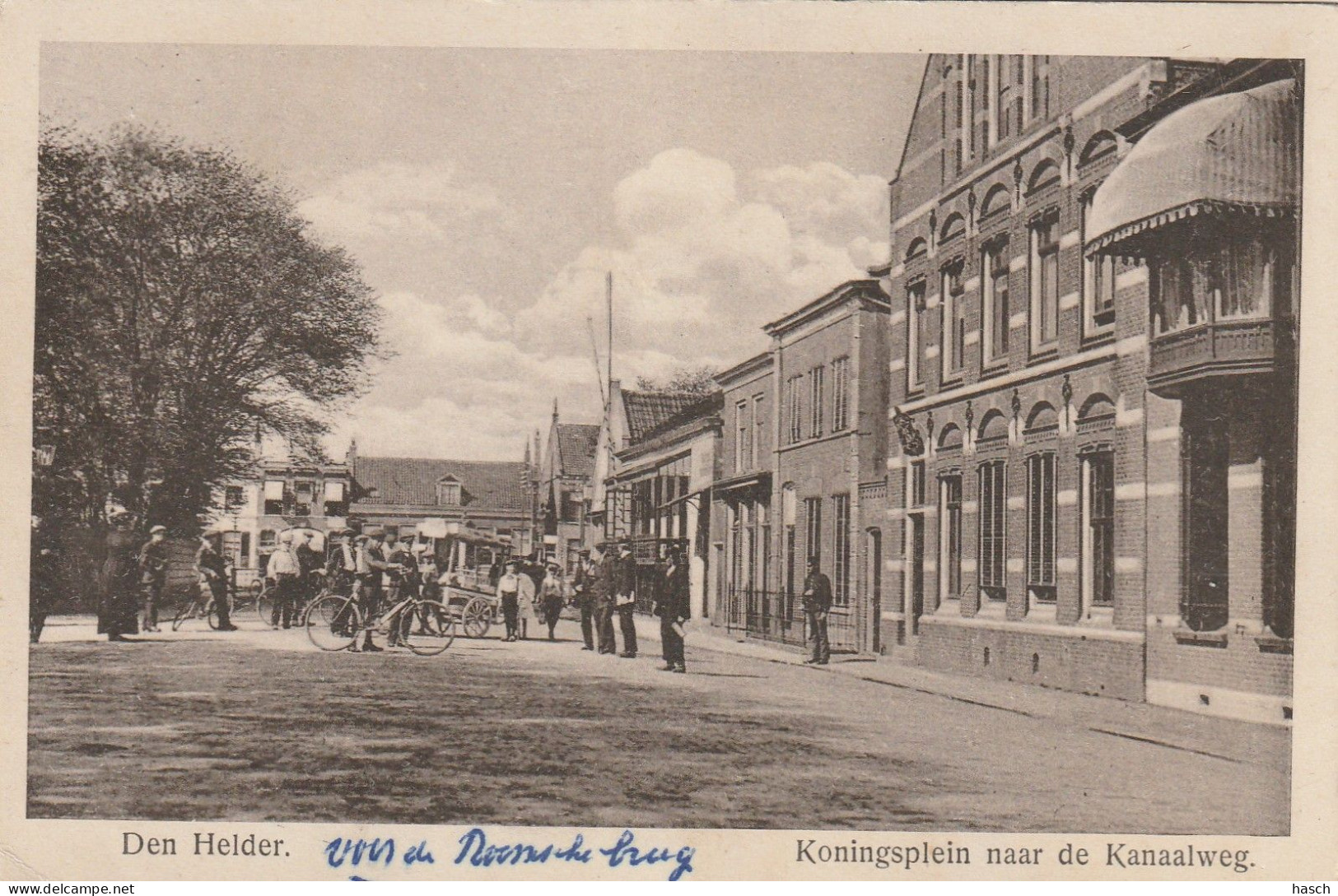 4934 131 Den Helder, Koningsplein Naar De Kanaalweg.   - Den Helder