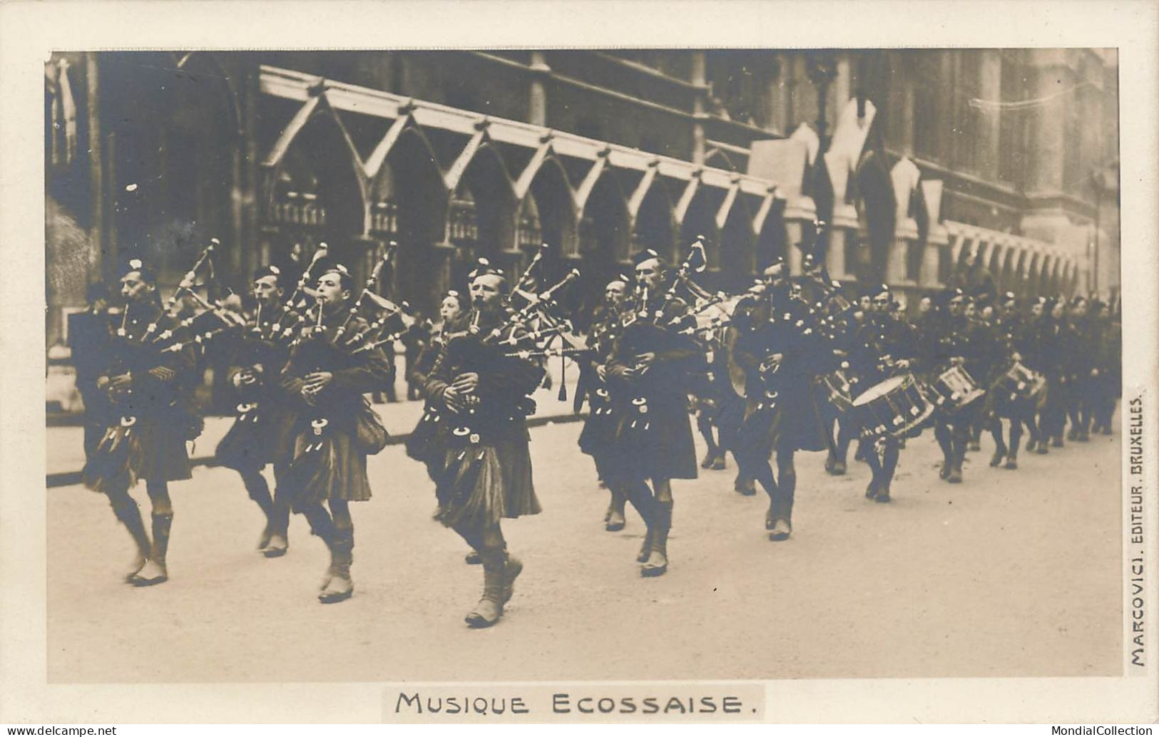 MIKIBP12-010- BELGIQUE BRUXELLES CARTE PHOTO MUSIQUE ECOSSAISE - Andere & Zonder Classificatie