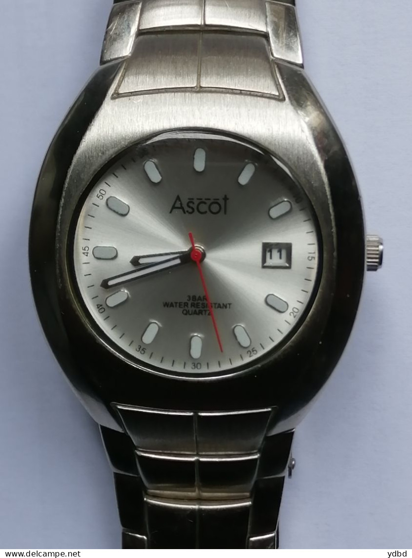 UNE MONTRE ASCOT ET SON BRACELET - Orologi Moderni