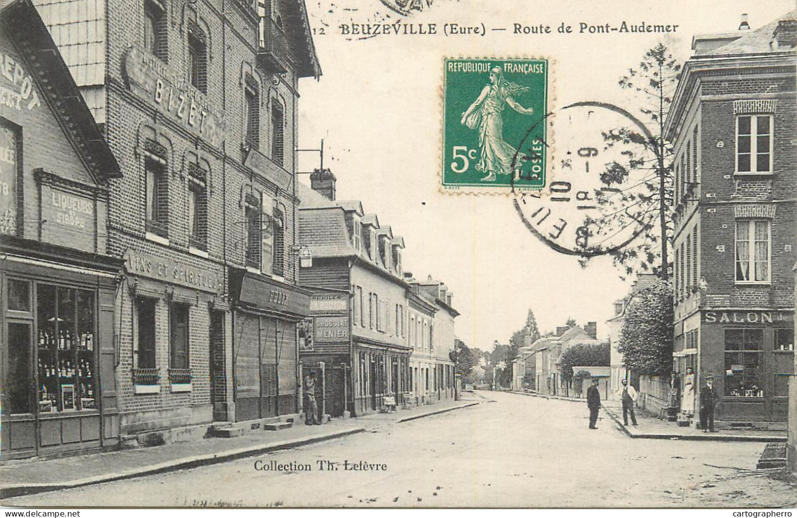 Beuzeville (Eure) - Route De Pont-Audemer Magasins - Autres & Non Classés