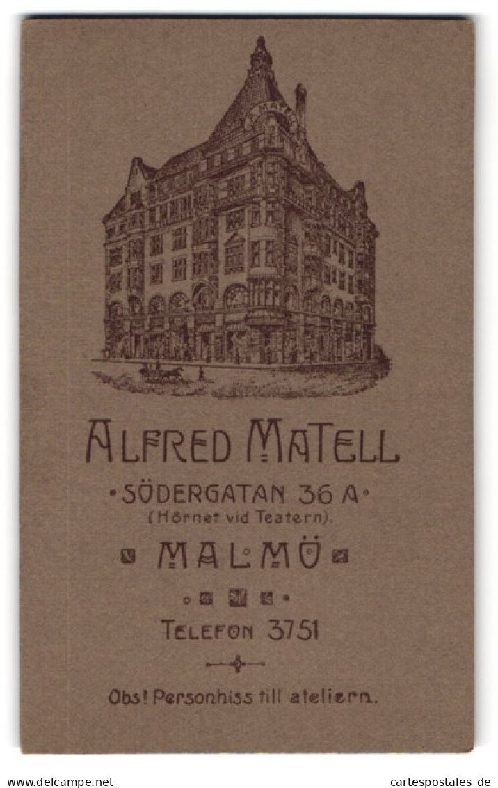 Fotografie Alfred Matell, Malmö, Södergatan 36a, Ansicht Malmö, Ateliershaus Mit Werbeaufschrift In Der Aussenansic  - Lieux