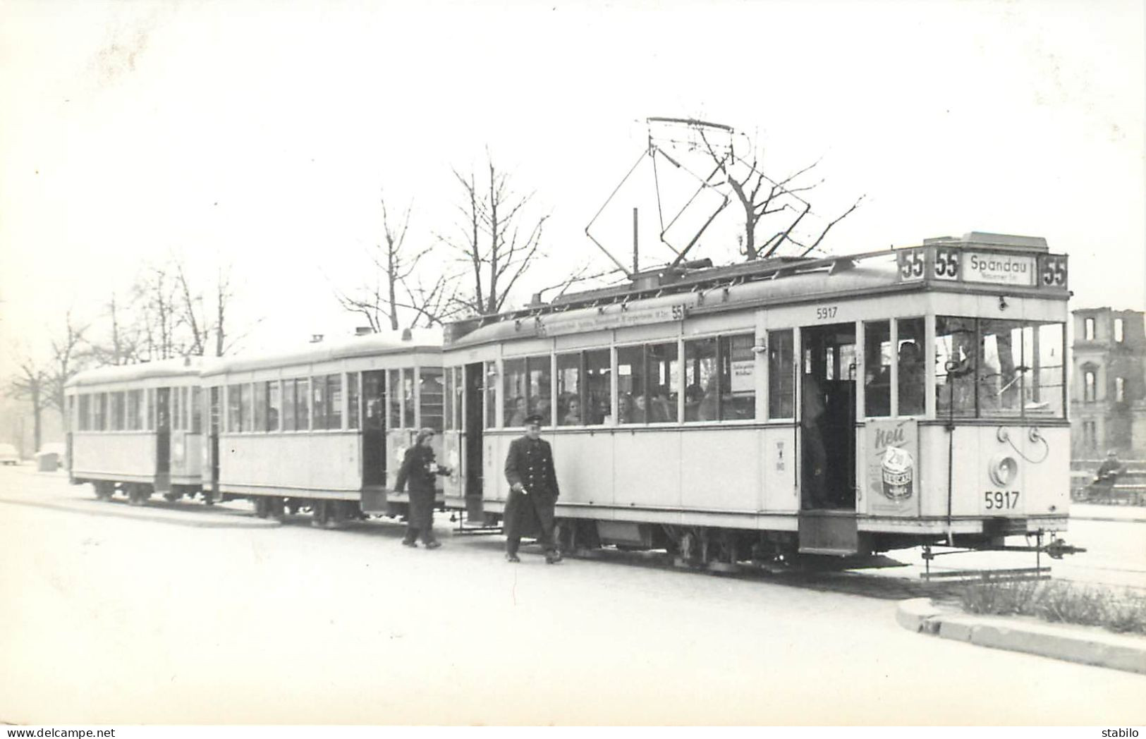 TRAMWAY - ALLEMAGNE - BERLIN MOTRICE 5917 LIGNE 55 - Trenes