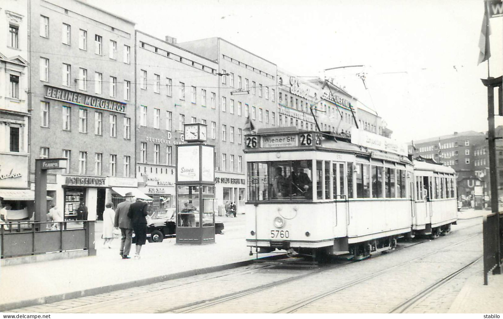 TRAMWAY - ALLEMAGNE - BERLIN MOTRICE 5760 LIGNE 26 - Eisenbahnen