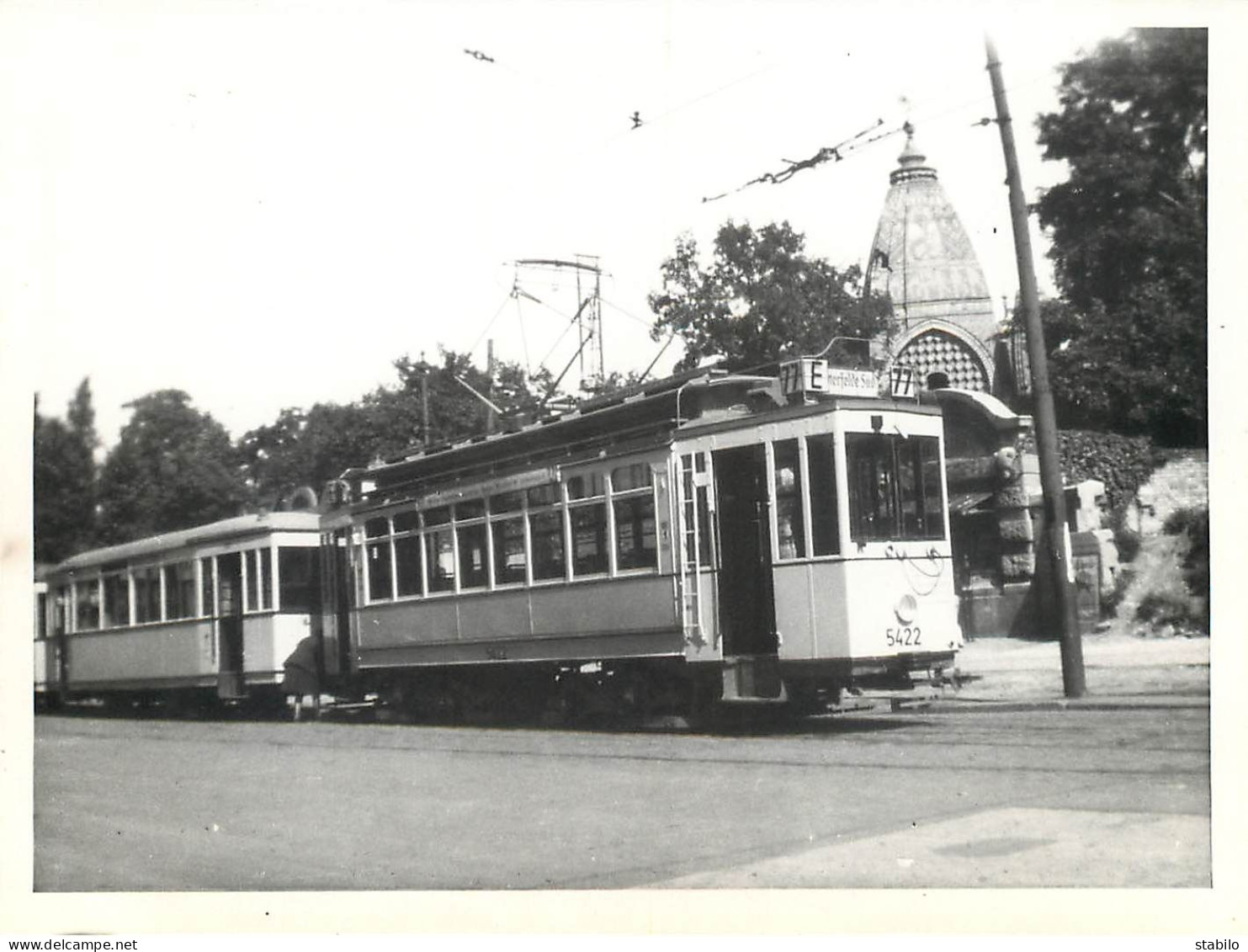 TRAMWAY - ALLEMAGNE - BERLIN MOTRICE 5422 EX STÄDTISCHE ROUTE 77 - Trenes