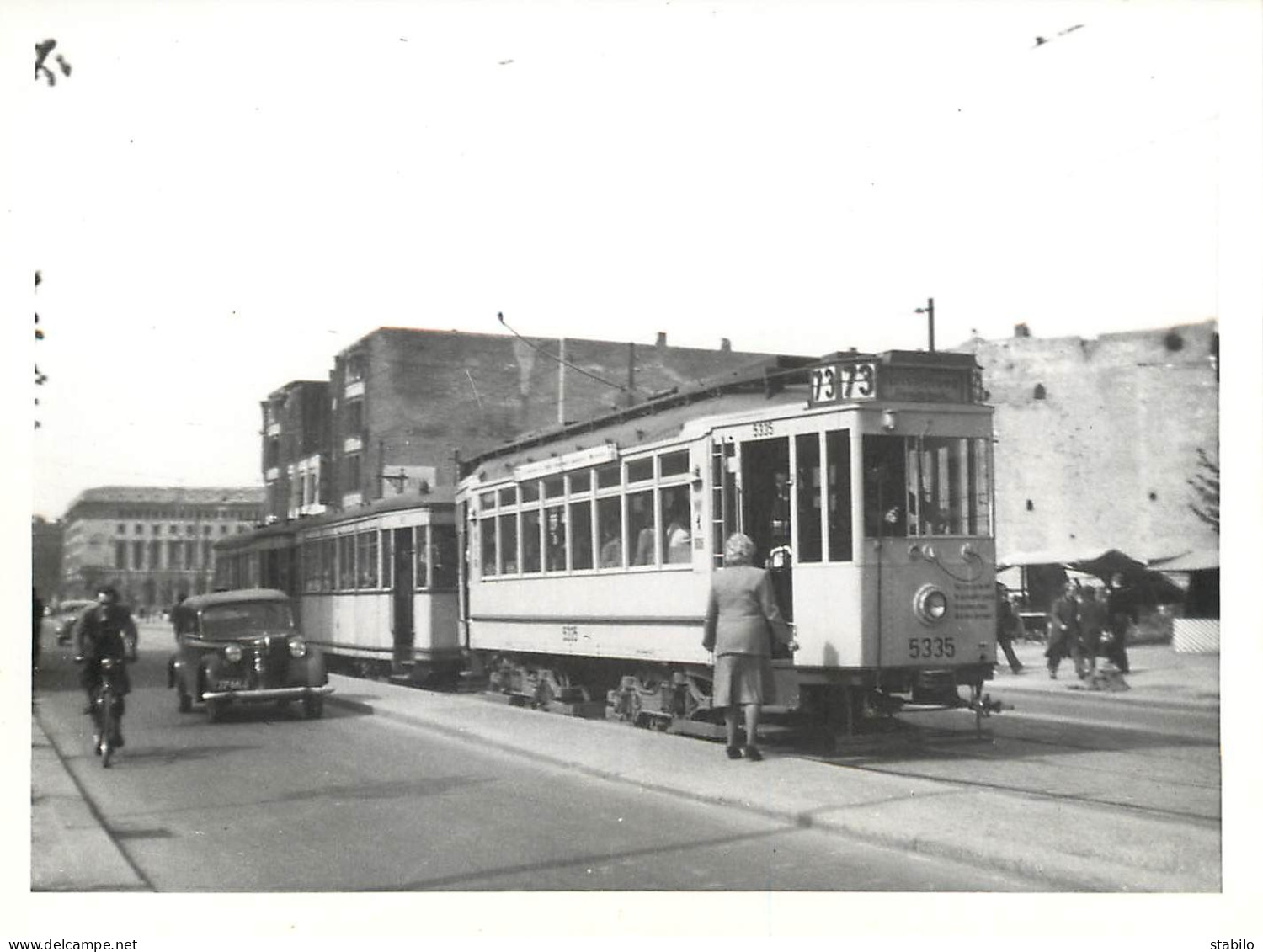 TRAMWAY - ALLEMAGNE - BERLIN BVG-OST MOTRICE 5335 ROUTE 73 - Trenes