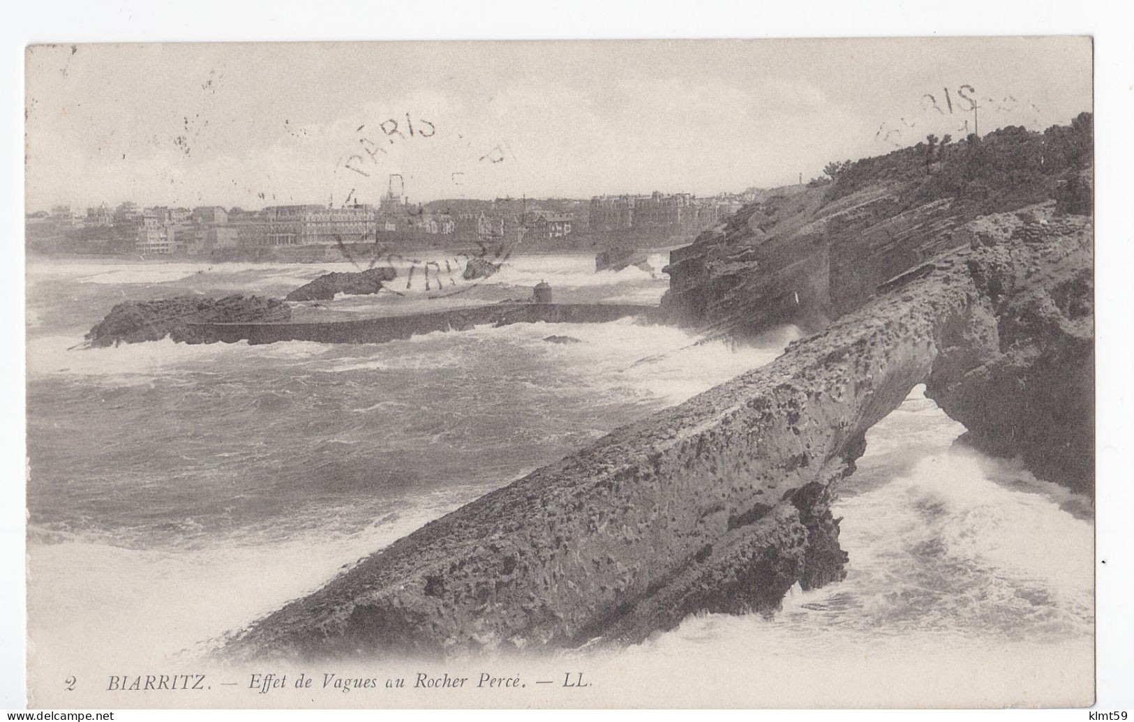 Biarritz - Effet De Vagues Au Rocher Perce - Biarritz