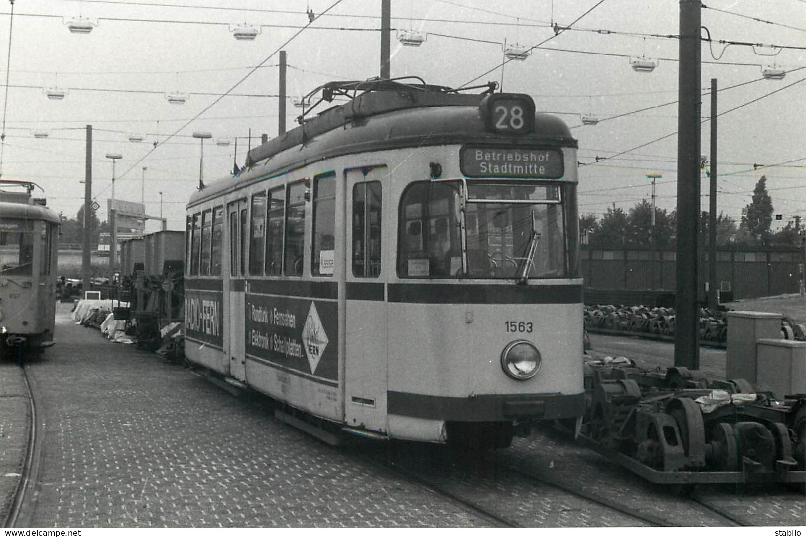 TRAMWAY - ALLEMAGNE - ESSEN DEPOT - Trains