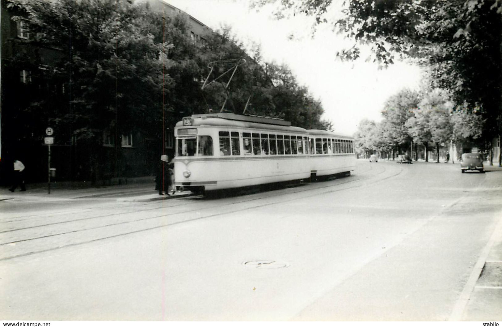 TRAMWAY - ALLEMAGNE - ESCHENHEIM - Trains