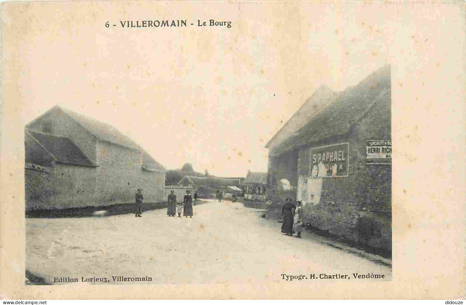 41 - Villeromain - Le Bourg - Animée - CPA - Voir Scans Recto-Verso - Autres & Non Classés