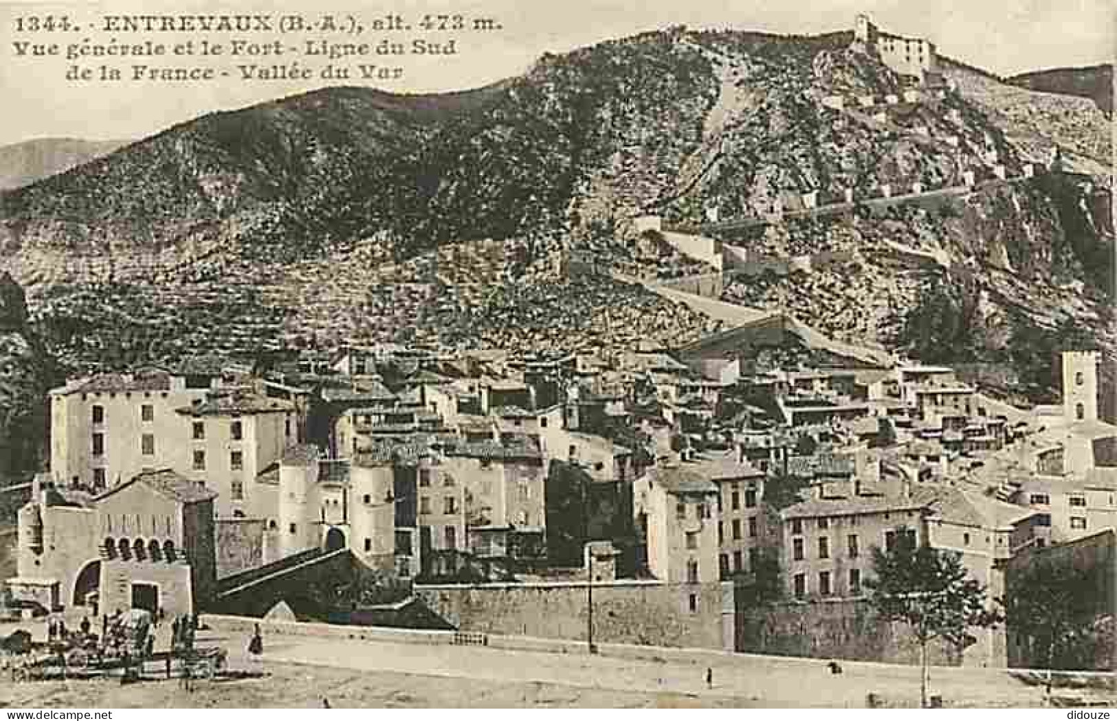 04 - Entrevaux - Vue Générale Et Le Fort - Ligne Du Sud De La France - Vallée Du Var - Animée - CPA - Voir Scans Recto-V - Sonstige & Ohne Zuordnung