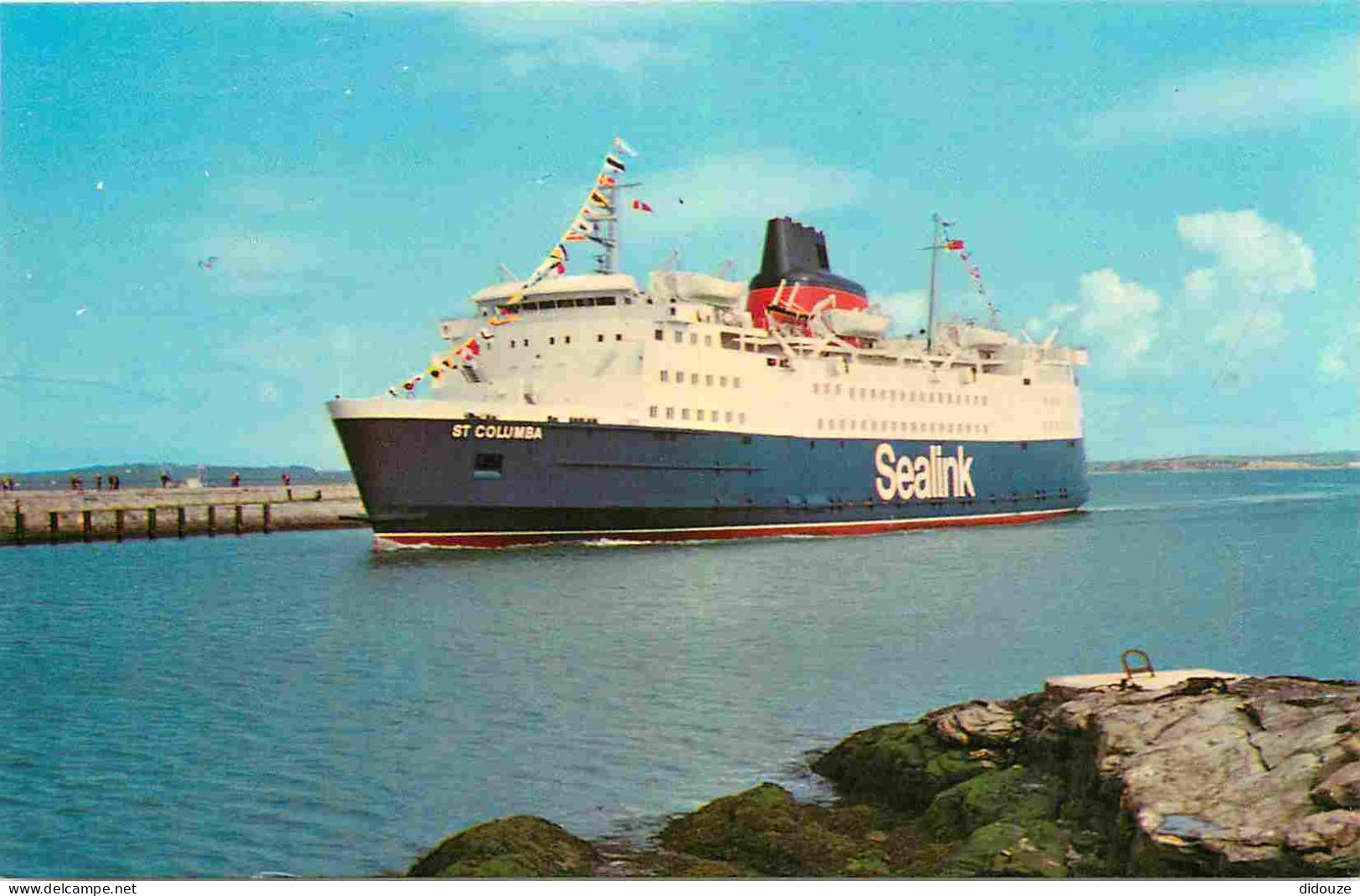 Bateaux - Paquebots - St Columba Sealink Ferry Service Between Holyhead And Dun Laoghaire - CPM Format CPA - Carte Neuve - Dampfer