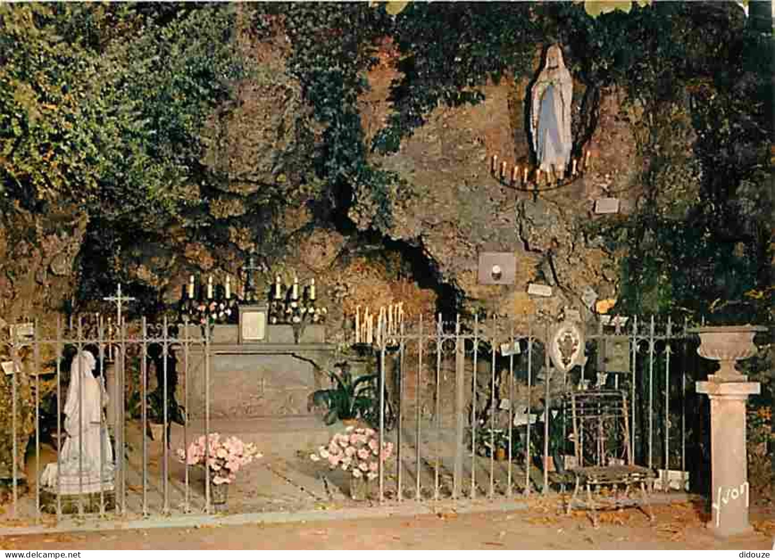 58 - Nevers - Le Couvent Saint Gildas - La Grotte De Lourdes - Carte Neuve - CPM - Voir Scans Recto-Verso - Nevers