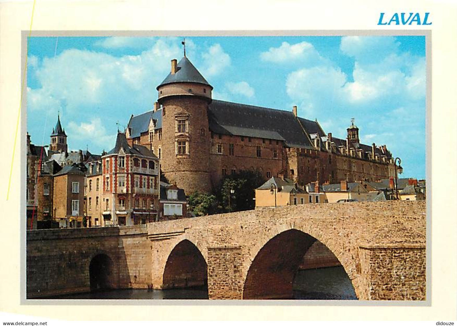 53 - Laval - Le Château Et Le Vieux Pont Sur La Mayenne - CPM - Voir Scans Recto-Verso - Laval