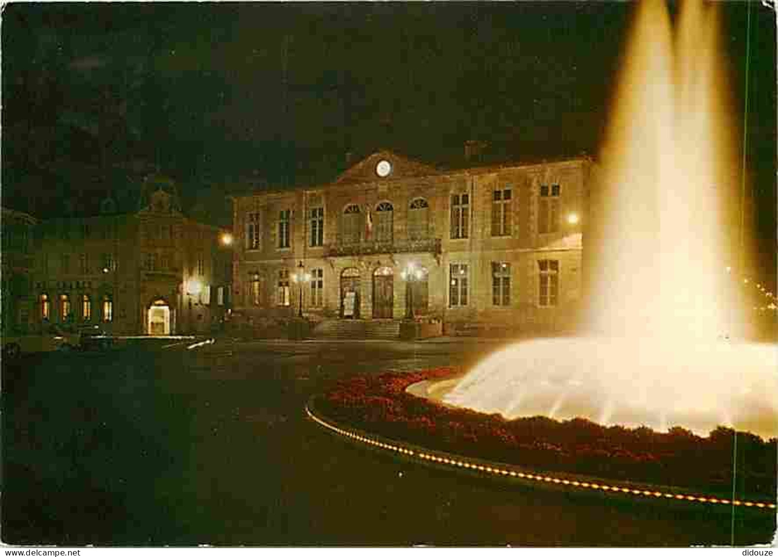 32 - Auch - Place De La Libération - Vue De Nuit - Jets D'eau - Flamme Postale Du Salon De L'agriculture De Paris 1985 - - Auch