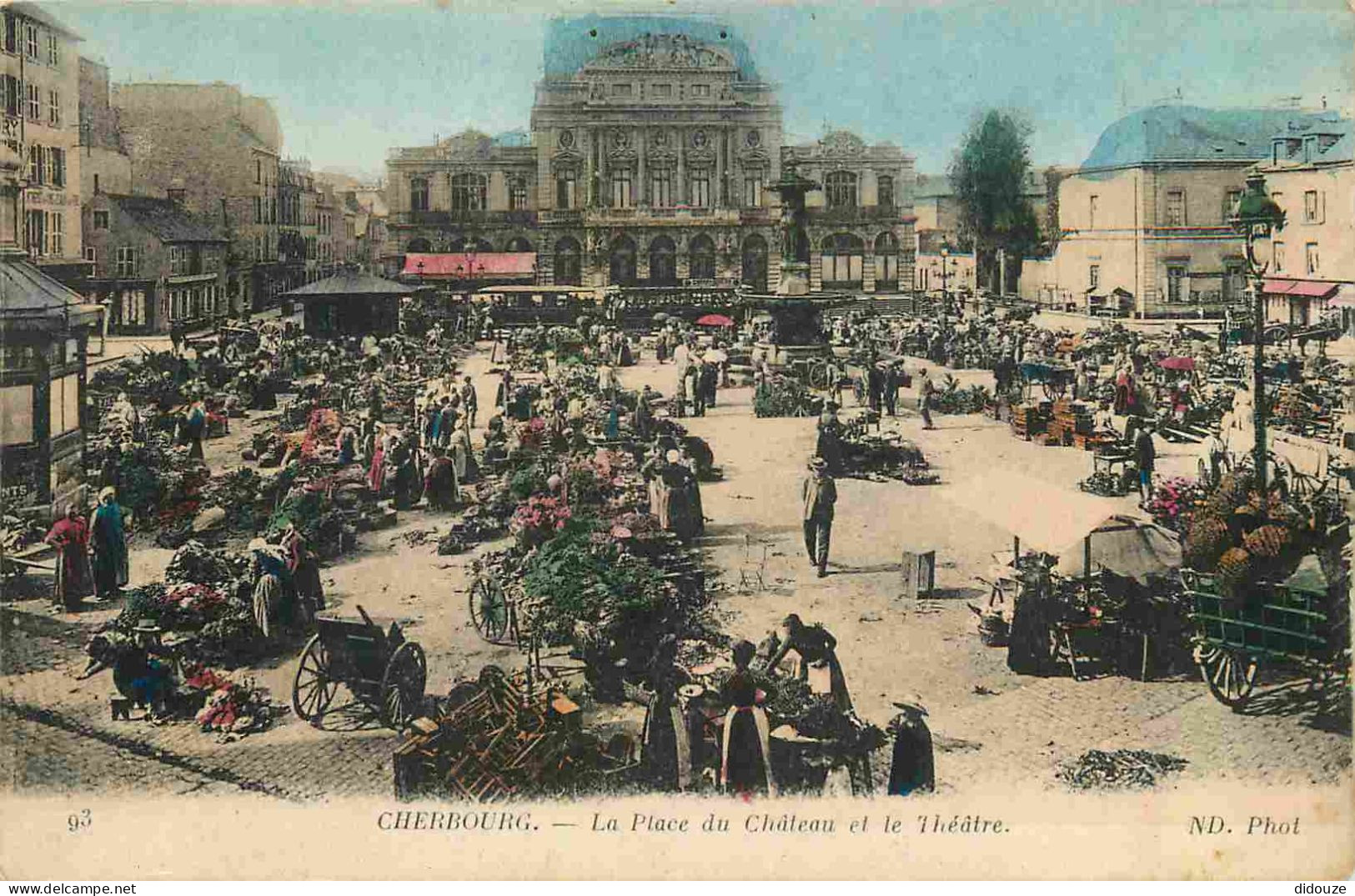 50 - Cherbourg - La Place Du Château Et Le Théatre - Animée - Colorisée - CPA - Voir Scans Recto-Verso - Cherbourg