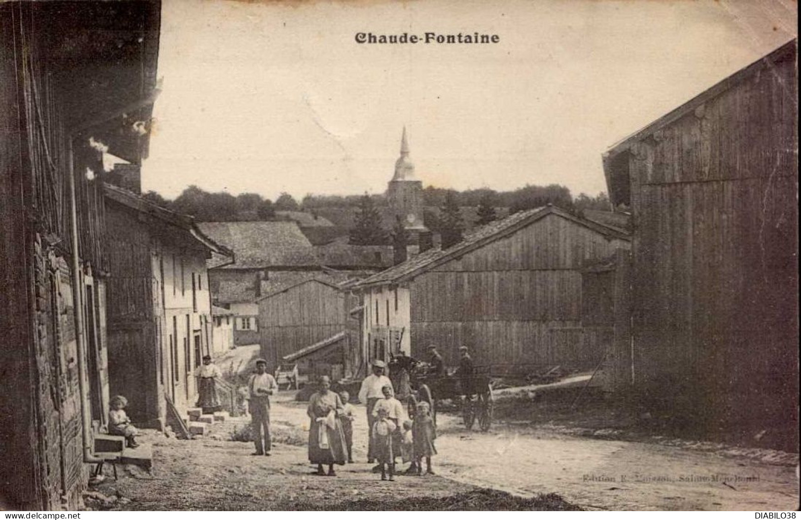 CHAUDE-FONTAINE   ( MARNE )  _ ( PETIT TROU, EN HAUT , SUR LA GAUCHE ) - Fismes