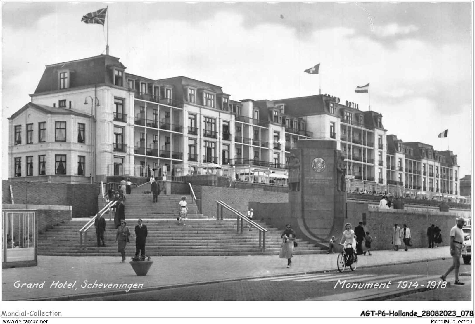 AGTP6-0430-HOLLANDE- SCHEVENINGEN - Grand Hotel - Monument 1914-1918 - Scheveningen