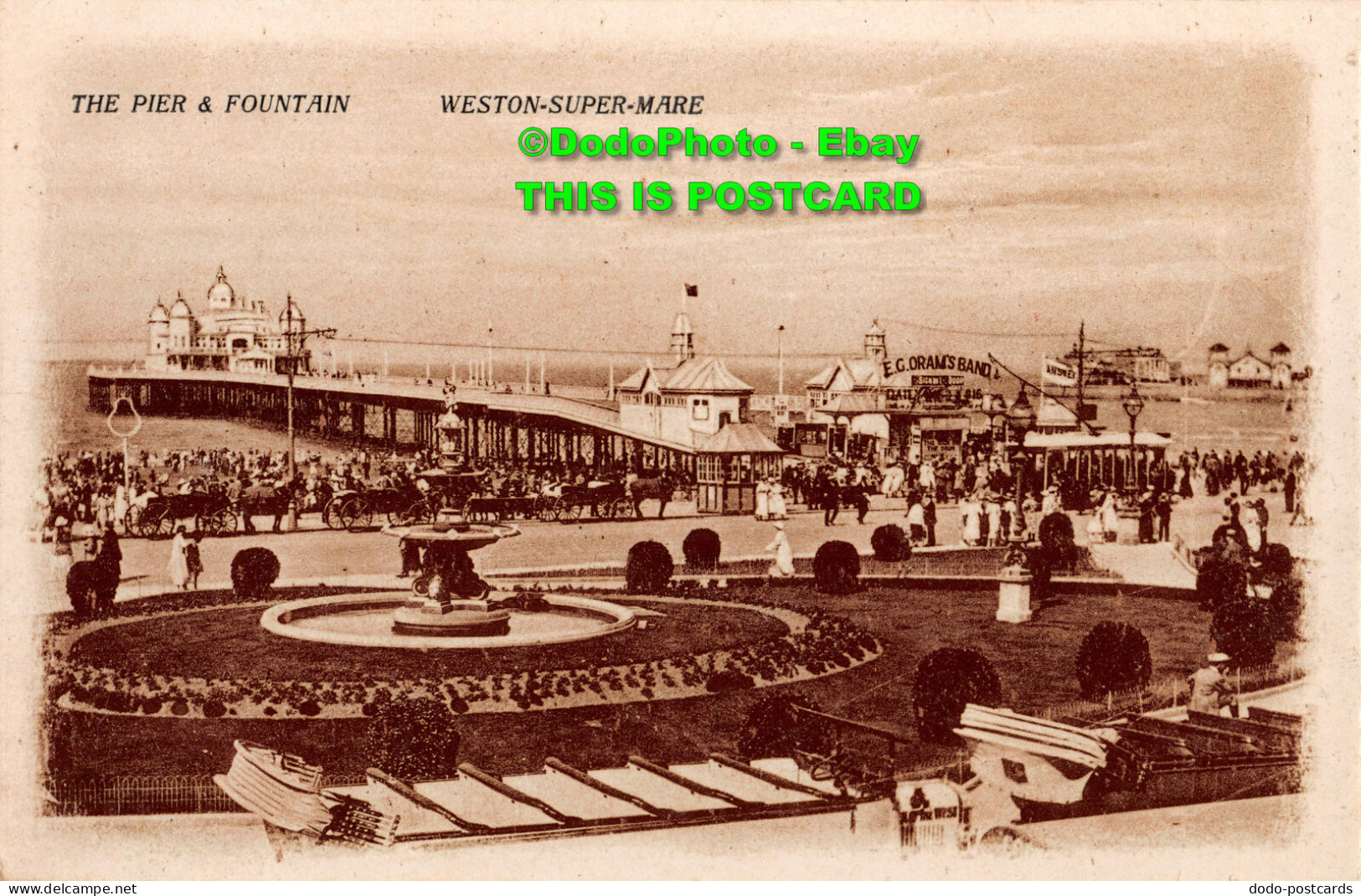 R357895 The Pier And Fountain. Weston Super Mare - Monde